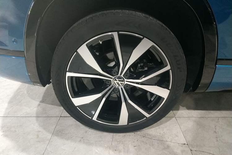 Used Volkswagen Tayron 2023 380TSI Four-Wheel Drive R-Line Pro Smart Edition
