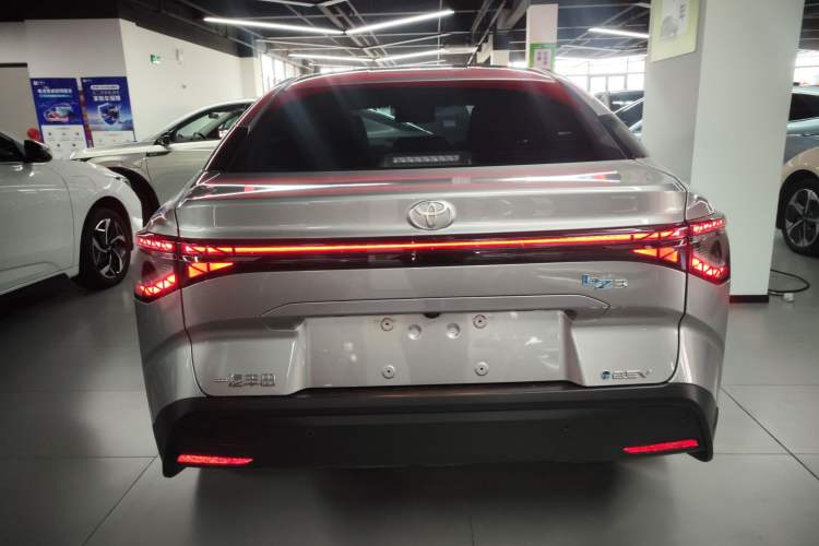 Used Toyota bZ3 2024 517 km Elite PRO