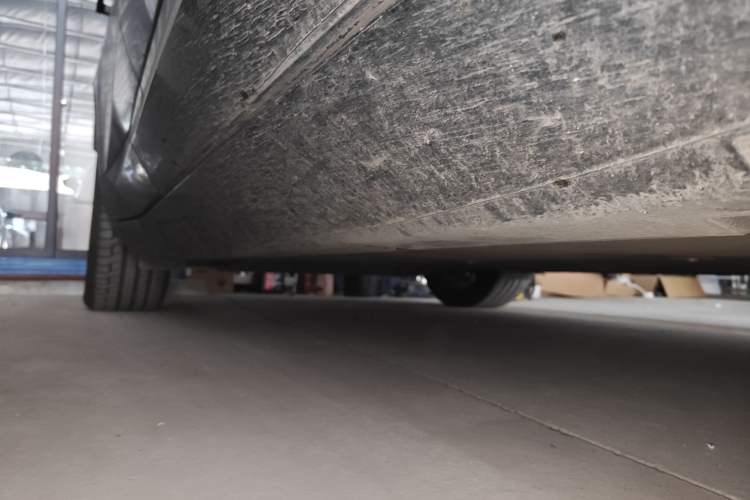 Used  11 2022 Long-Range Dual-Motor Luxury Edition 4 Seats
