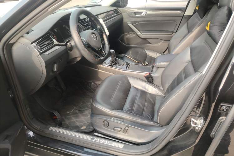 Used Volkswagen Passat 2016 330TSI DSG Prestige Edition
