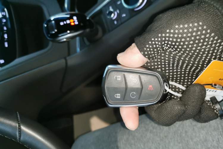 Used Cadillac XT6 2022 2.0T Six-Seater Four-Wheel Drive Luxury Version