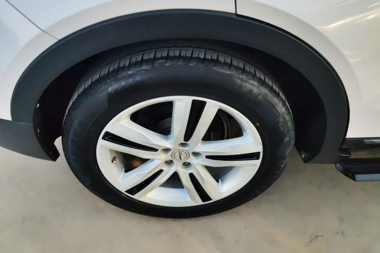 Used Zotye T700 2017 1.8T Dual-Clutch Prestige Model
