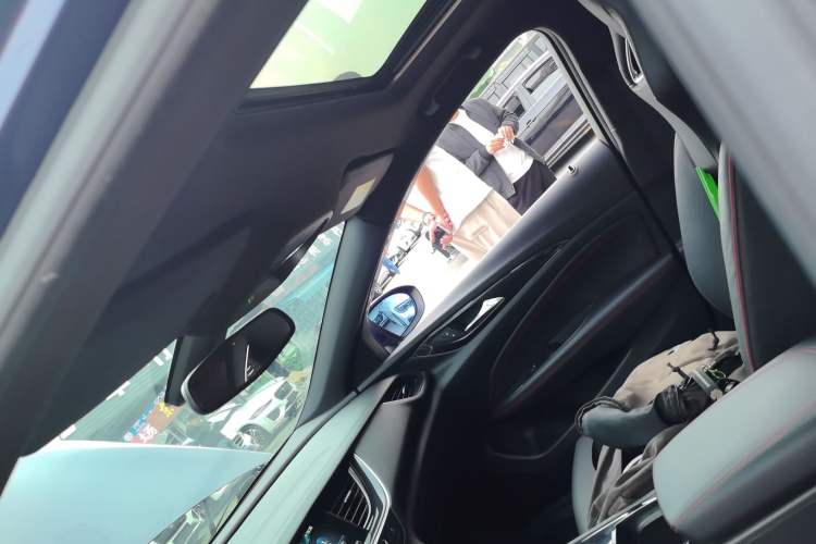 Used Buick Regal 2017 GS 28T Luxury Model
