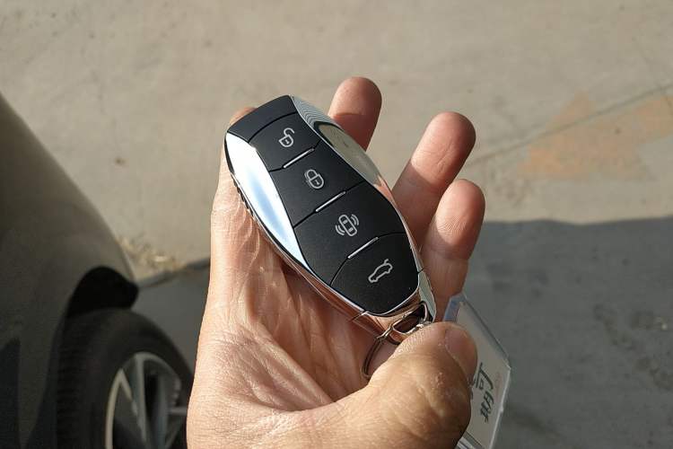 Used Hongqi HS3 PHEV 2024 PHEV 115km Jingwei Edition
