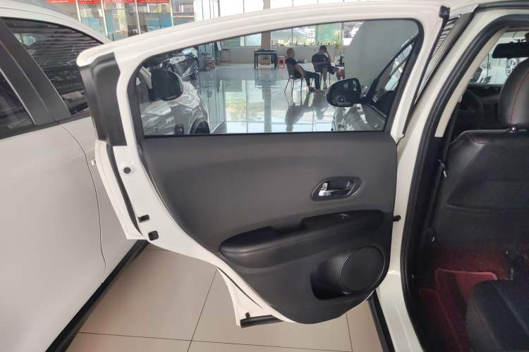 Used Honda Vezel 2020 1.5L CVT Elite Edition
