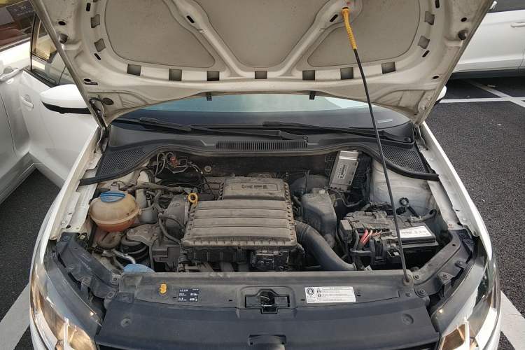 Used Volkswagen Polo 2016 1.6L Automatic Luxury Model