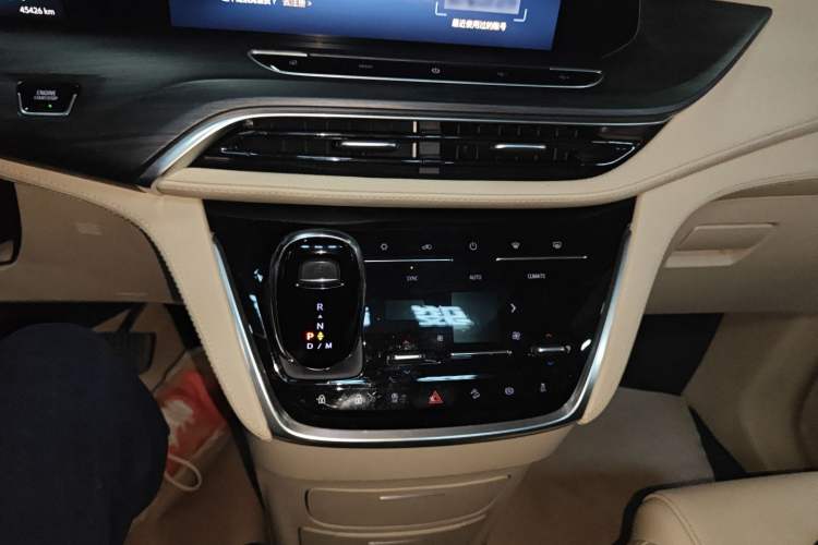 Used Buick GL8 2023 ES Lu Zun Luxury Model