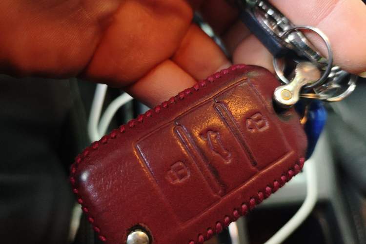 Used Roewe RX5 2016 20T Two-Wheel Drive Automatic Internet Smart Edition