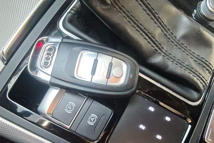 Used Audi A6L 2018 30th Anniversary Edition 35 TFSI Fashion Model