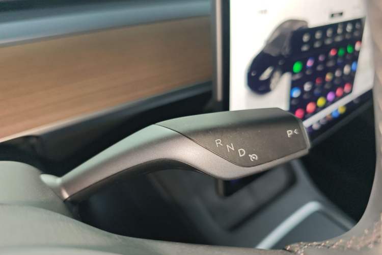 Used Tesla Model Y 2022 Rear-Wheel-Drive Version
