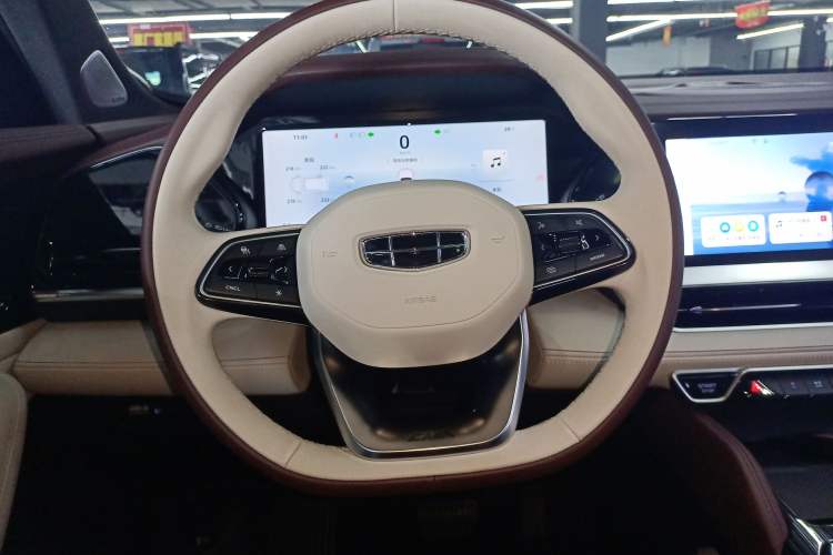 Used Geely Auto Monjaro L 2024 2.0TD High-Power Automatic Two-Wheel Drive Skyline Edition
