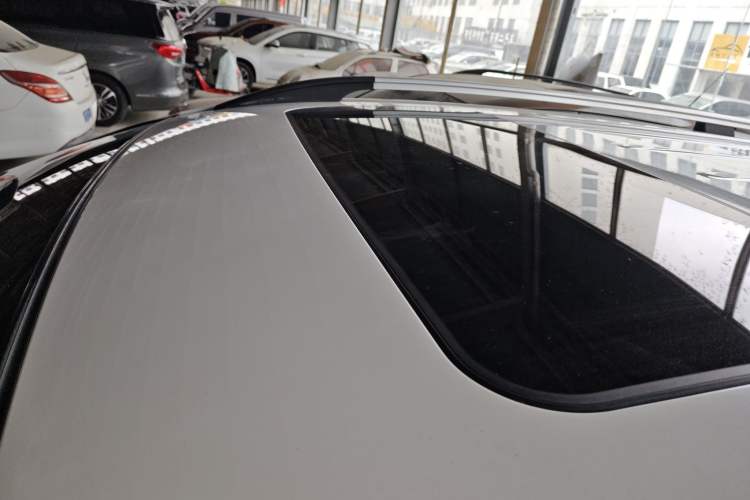 Used Baojun 730 2015 1.8L Manual Luxury Navigation ESP Version 7-seater
