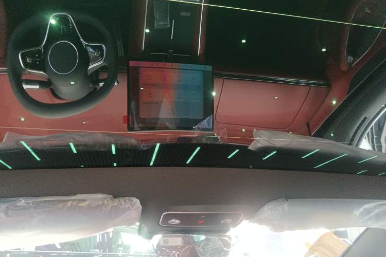 Used Hima Luxeed S7 2024 Pro Model
