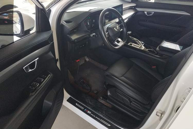 Used Wuling Asta 2021 1.5T CVT Starlight Edition
