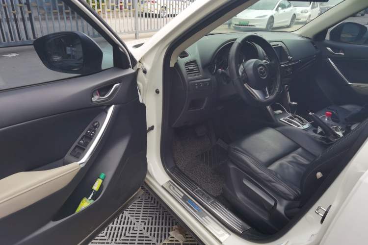 Used Mazda CX-5 2013 2.0L Automatic Two-Wheel Drive Comfort Version