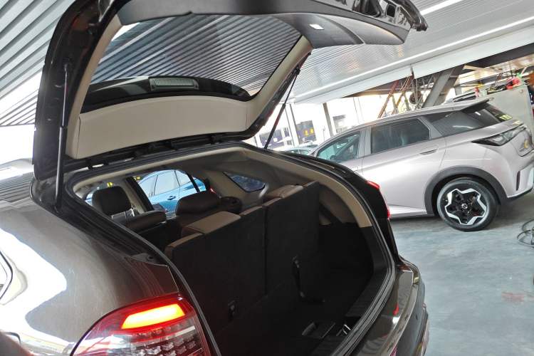 Used BYD S7 2017 2.0T Automatic Prestige Edition
