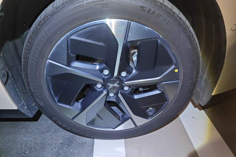 Used XPeng MONA M03 2024 620 with Ultra-Long Range
