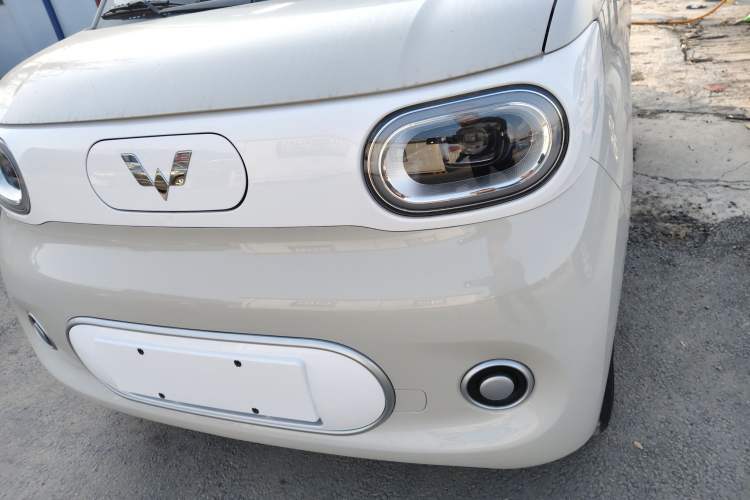 Used Wuling Hongguang MINIEV 2024 3rd Generation 215km Youth Edition
