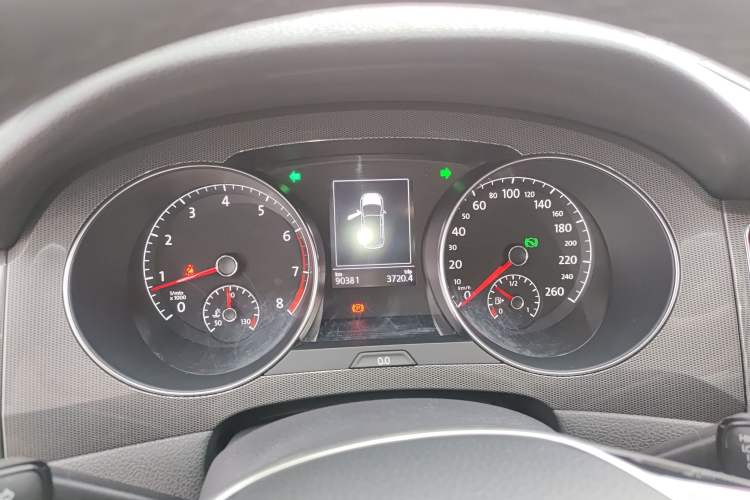 Used Volkswagen Golf Sportsvan 2018 230TSI Automatic Trend Edition
