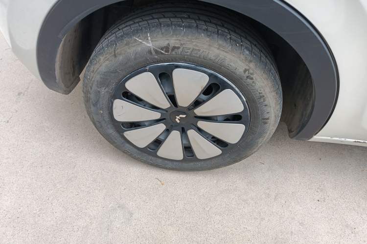 Used Wuling Bingo 2024 333 km Enjoyment Version
