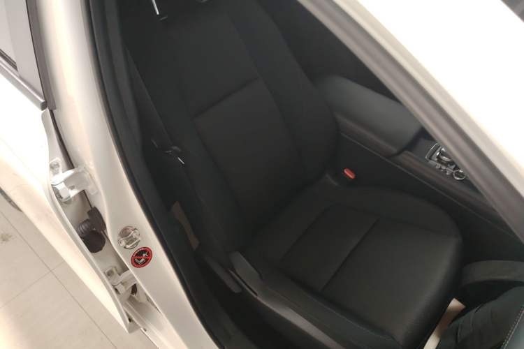 Used Mazda Mazda 3 Axela 2021 2.0L Automatic Zhiqing Edition
