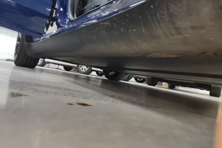 Used Tesla Model Y 2021 Long-Range All-Wheel-Drive Version