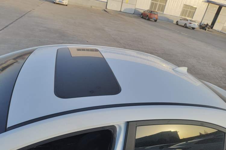 Used Geely Auto Emgrand 2018 1.5L Manual Upward Connect Edition