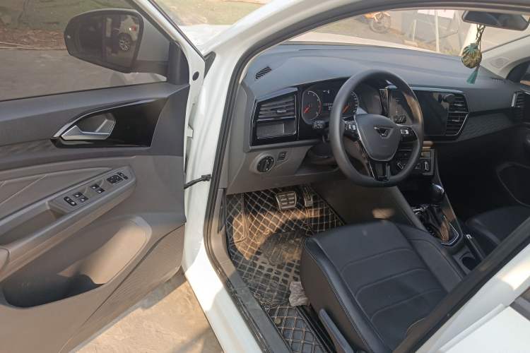 Used Jetta VS5 2019 280TSI Automatic Enjoyment Model
