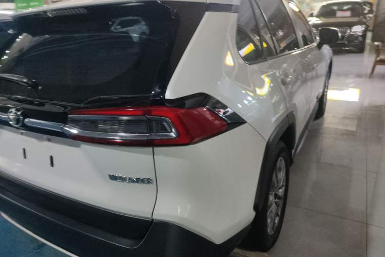 Used Toyota Wildlander 2022 2.0L CVT Two-Wheel Drive Luxury Edition
