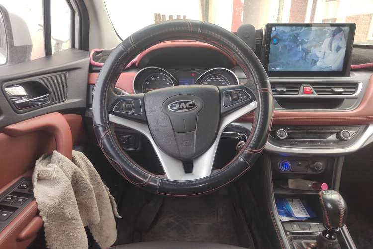 Used  Refine S3 2017 1.5L Manual Luxury Model
