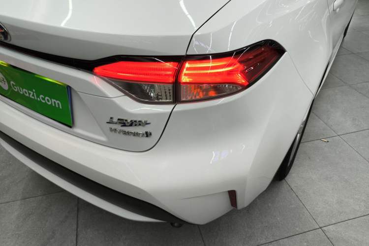 Used Toyota Levin 2022 Dual-Motor 1.8H E-CVT Leading Edition
