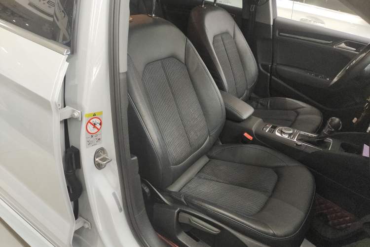 Used Audi A3 2020 Limousine 35 TFSI Fashion Edition China VI Emission Standard