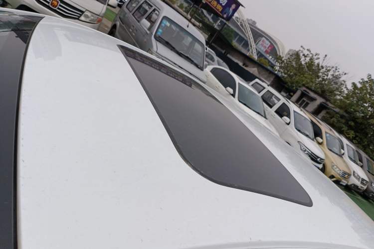 Used Geely Auto Emgrand 2022 4th Generation 1.5L CVT Flagship Model
