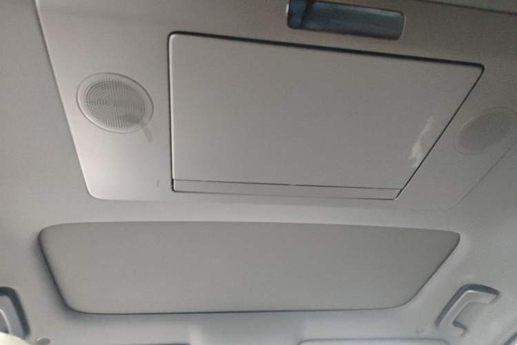 Used Li Auto L8 2023 Max model
