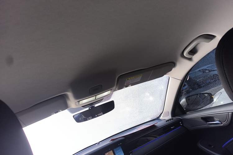 Used Roewe i5 2023 1.5L Manual Comfort Edition
