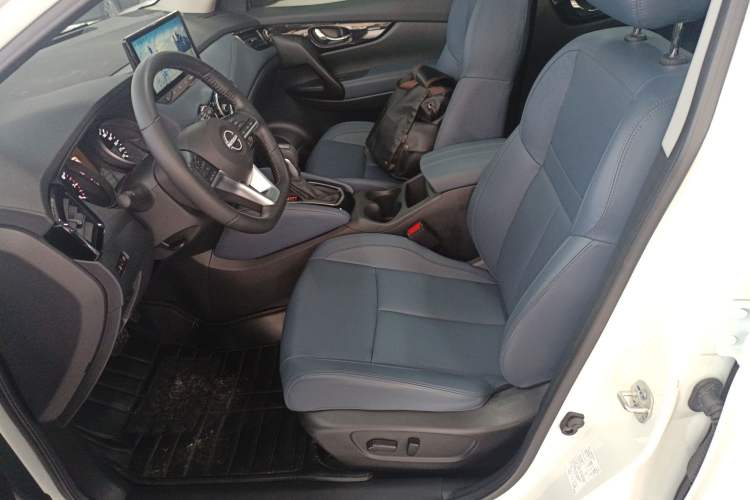 Used Nissan Qashqai 2025 Honor 2.0L CVT XV+ Leading Edition
