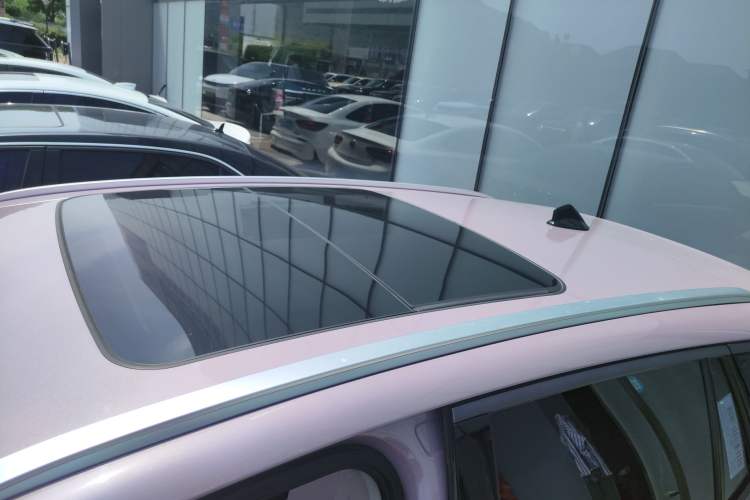 Used Lynk & Co 06 EM-P 2023 1.5T Remix PHEV Shero
