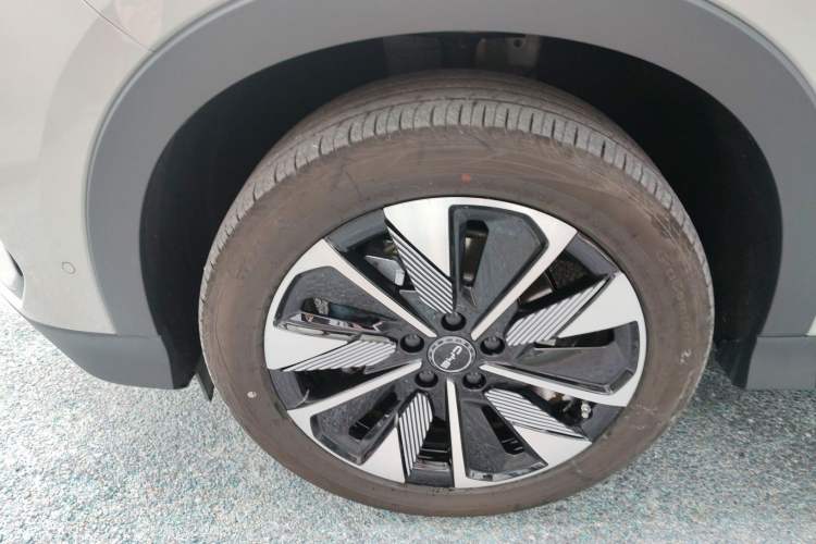 Used BYD Song PLUS New Energy 2025 EV Smart Drive Edition 605km Flagship Model