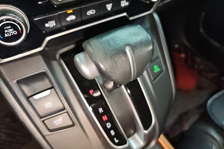 Used Honda CR-V 2021 240TURBO CVT 2WD Fashion Edition