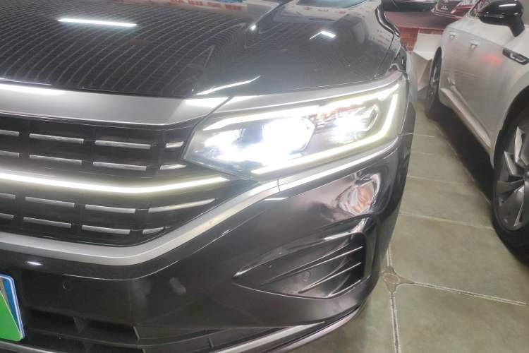 Used Volkswagen Passat 2022 330TSI Luxury Edition
