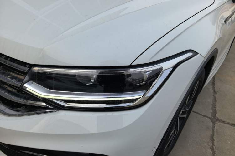 Used Volkswagen Tiguan L 2022 330TSI Automatic Two-Wheel Drive R-Line Enhanced Edition
