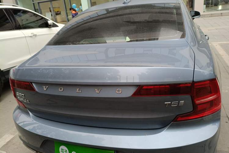 Used Volvo S90 2020 T5 Zhiyi Luxury Edition
