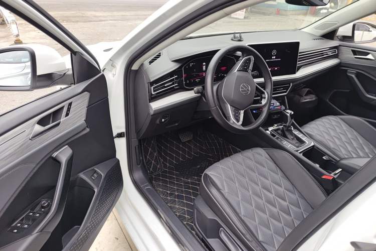 Used Volkswagen Sagitar 2023 200TSI DSG Excellence Edition