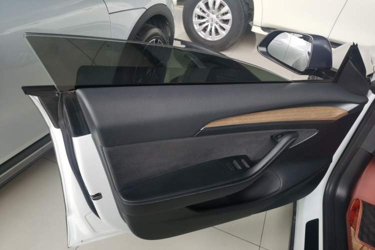 Used Tesla Model 3 2022 Rear-Wheel-Drive Version
