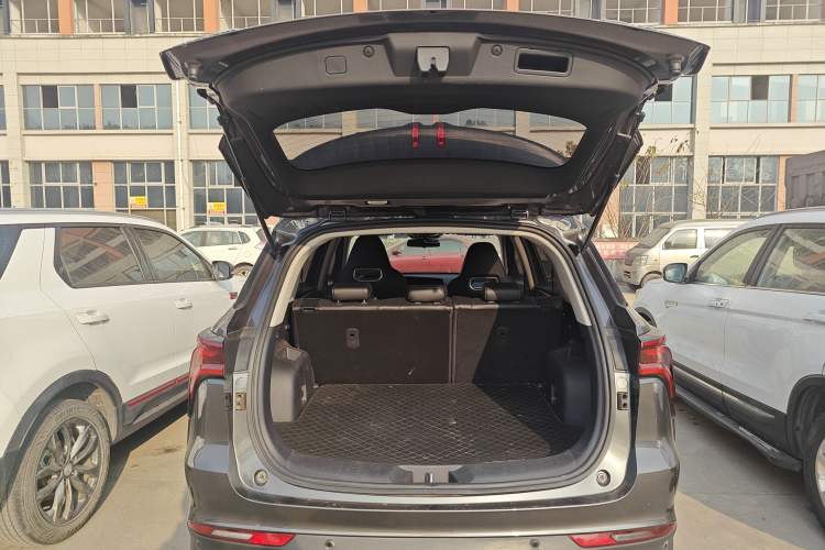 Used Changan CS75 PLUS 2022 1.5T Automatic Luxury Model