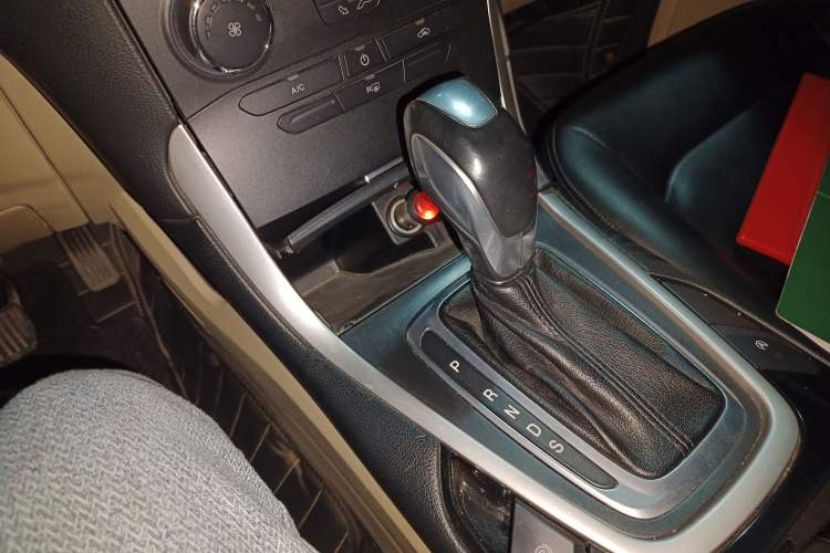 Used Ford Edge 2015 2.0T GTDi Two-Wheel-Drive Elite Edition