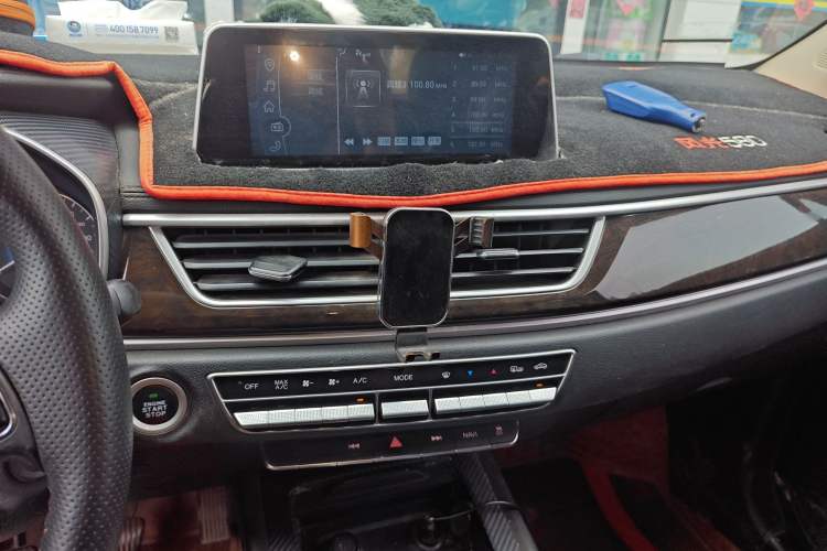 Used Dongfeng Fengon 580 2020 1.5T Manual Luxury Version
