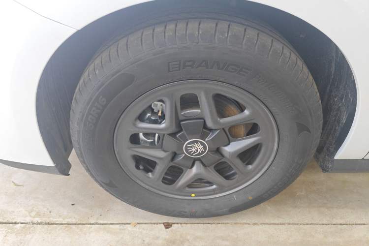 Used BYD Qin PLUS 2025 DM-i Smart Drive 55KM Leading Model
