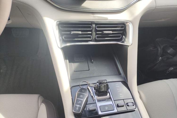 Used BYD Song PLUS New Energy 2025 EV 520km Premium Version
