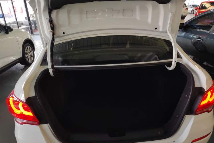 Used Chevrolet Cavalier 2019 320 Automatic Enjoyment with Sunroof